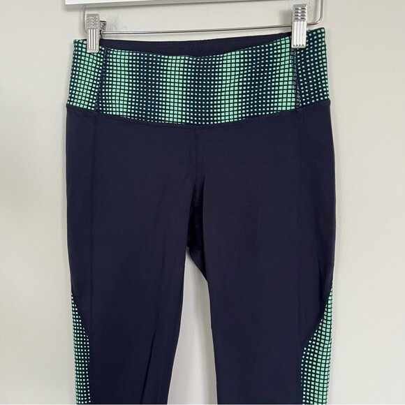 Athleta Revelation Cropped Leggings in Galactic Blue Green, Size S NWOT - Picture 3 of 7